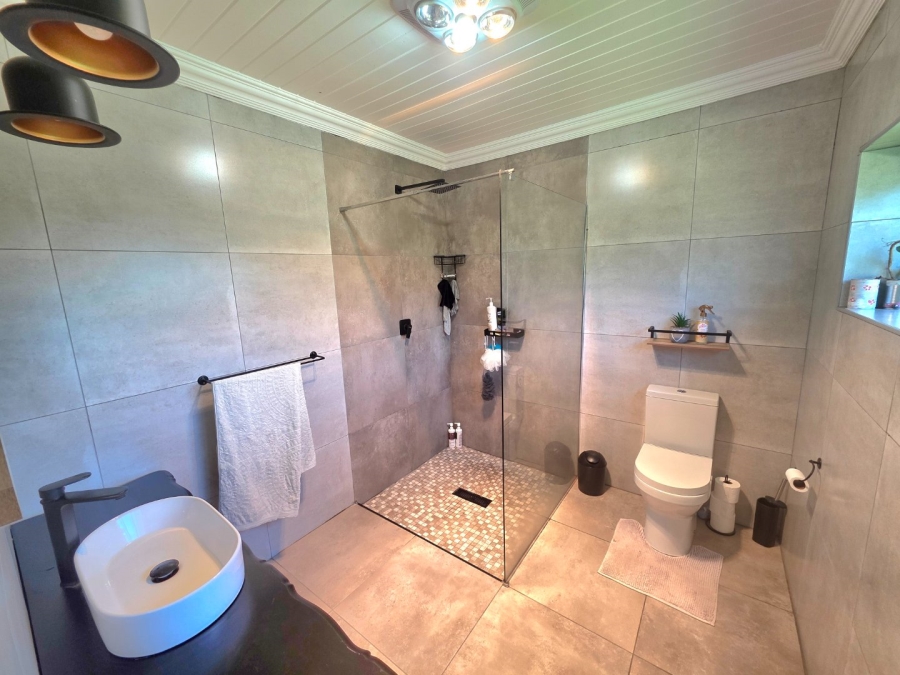 5 Bedroom Property for Sale in Morelig Free State